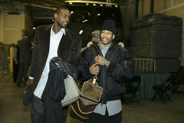 记者：19岁巴西前锋艾莉森渴望加盟维拉，后者报价超1000万镑（记者：19岁巴西锋线新星艾莉森心仪阿斯顿维拉，报价已超1000万英镑）