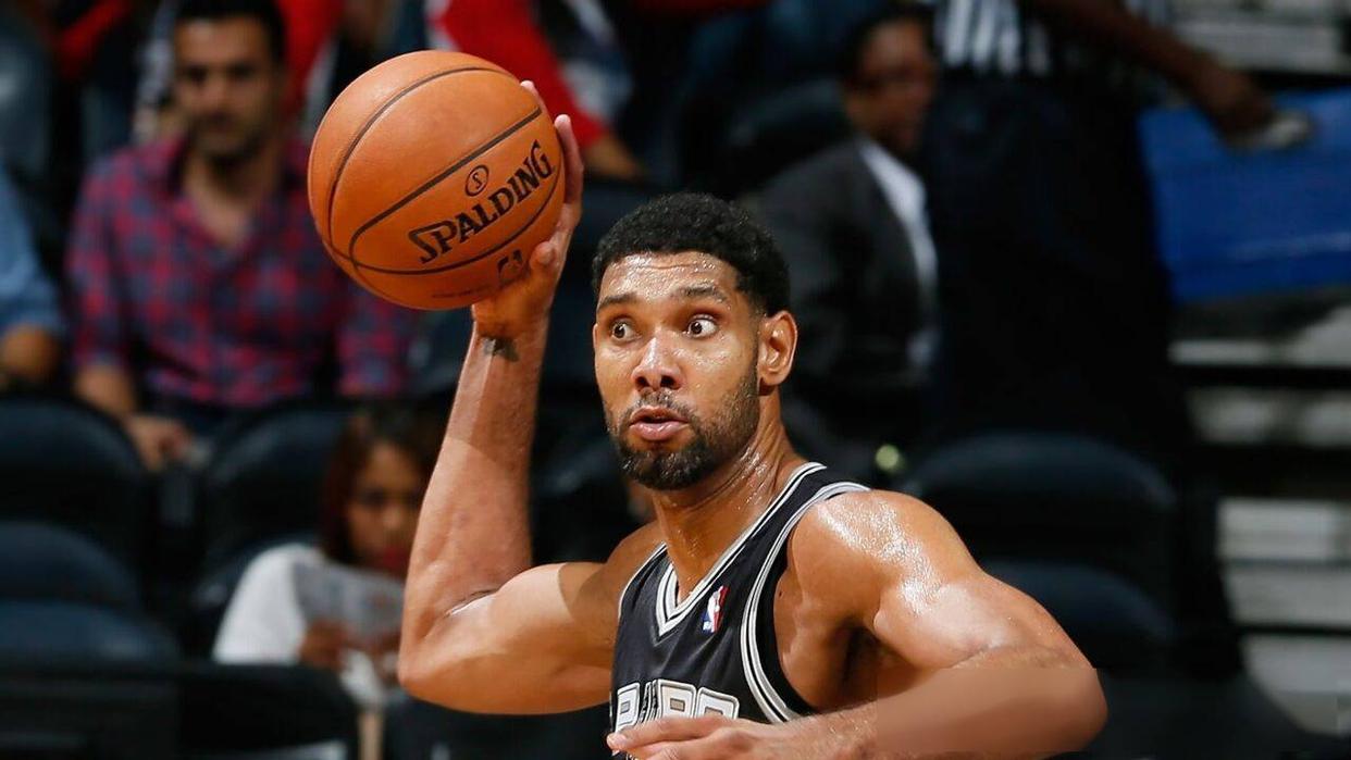 猛龙战胜开拓者终止两连败，成为本赛季第四支取得15个胜场球队（猛龙击败开拓者止住两连败，成为本季第4支达成15胜的球队）