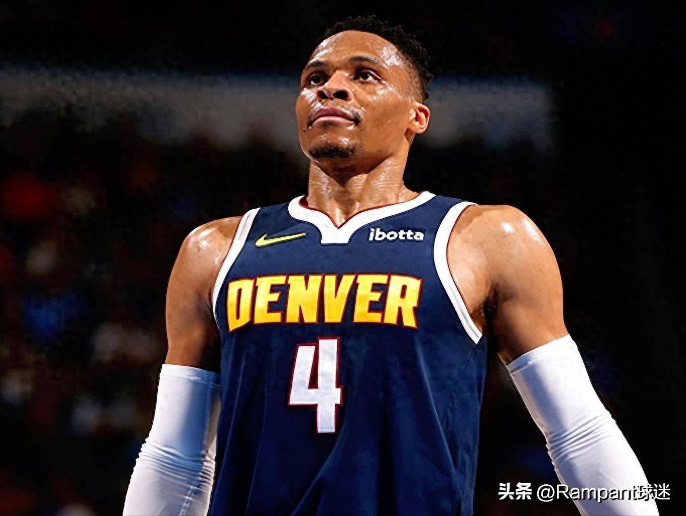 尼克斯骑士生死时刻：唐斯两罚一中 米切尔后场三分不中未能绝杀（尼克斯与骑士关键时刻：唐斯两罚仅中一，米切尔后场超远三分偏出无缘绝杀）