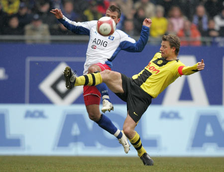 杨瀚森：埃迪是很好的球员 自己要和他学习大个子中锋怎么生存（杨瀚森：埃迪实力出众，我要向他请教大个中锋的生存之道）