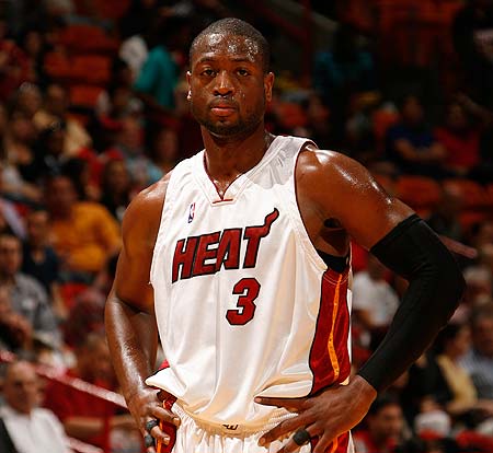 英超前瞻：利兹联刚逃离降级区冲击连胜，利物浦希望重返胜轨（英超前瞻：利兹联脱离降级区欲乘胜追击，利物浦力争重返胜轨）