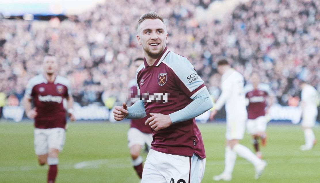 亚泰小将景泊羲完成中超首秀，月初曾说自己的梦想是中超首发（亚泰小将景泊羲迎来中超处子秀：月初曾言梦想是跻身中超首发）