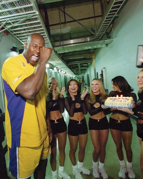 罗伯逊：萨拉赫是队史最佳之一，希望能继续与他并肩作战（罗伯逊：萨拉赫跻身队史顶尖，盼继续与其并肩作战）