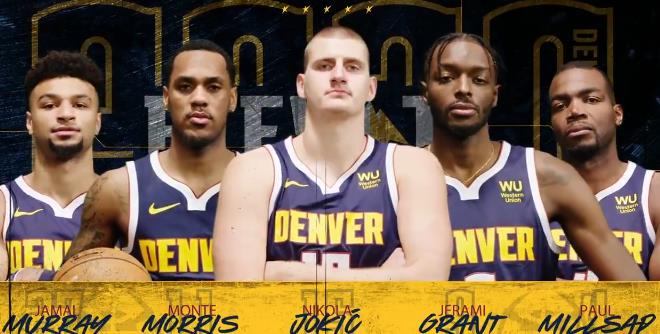 足球这项运动陪伴了我整个初高中，今天我十八岁了，...（足球陪我走过初高中，十八岁，我仍在奔跑）