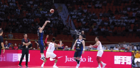 记者：萨拉赫不会随队出征国米，决定由高层和斯洛特共同作出（记者：萨拉赫无缘随队征战国米，决策由高层与斯洛特共同拍板）