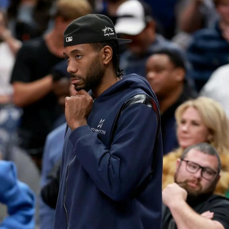 斯玛特：从效力绿军到湖人感觉很奇怪 但这对我来说是全新体验（斯玛特：告别绿军加盟湖人有些别扭，却是一次全新的经历）